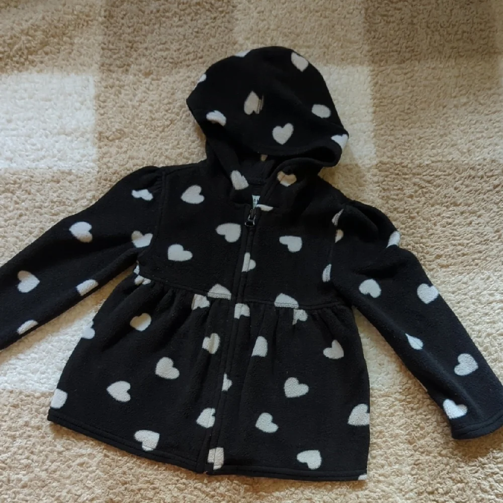 Old Navy Fleece Black and White Heart Pattern Jacket. - Picture 1 of 7